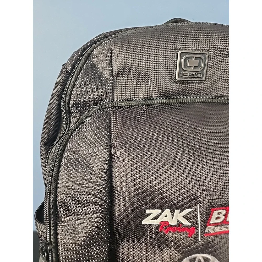 Ogio Checkpoint Friendly Travel 17